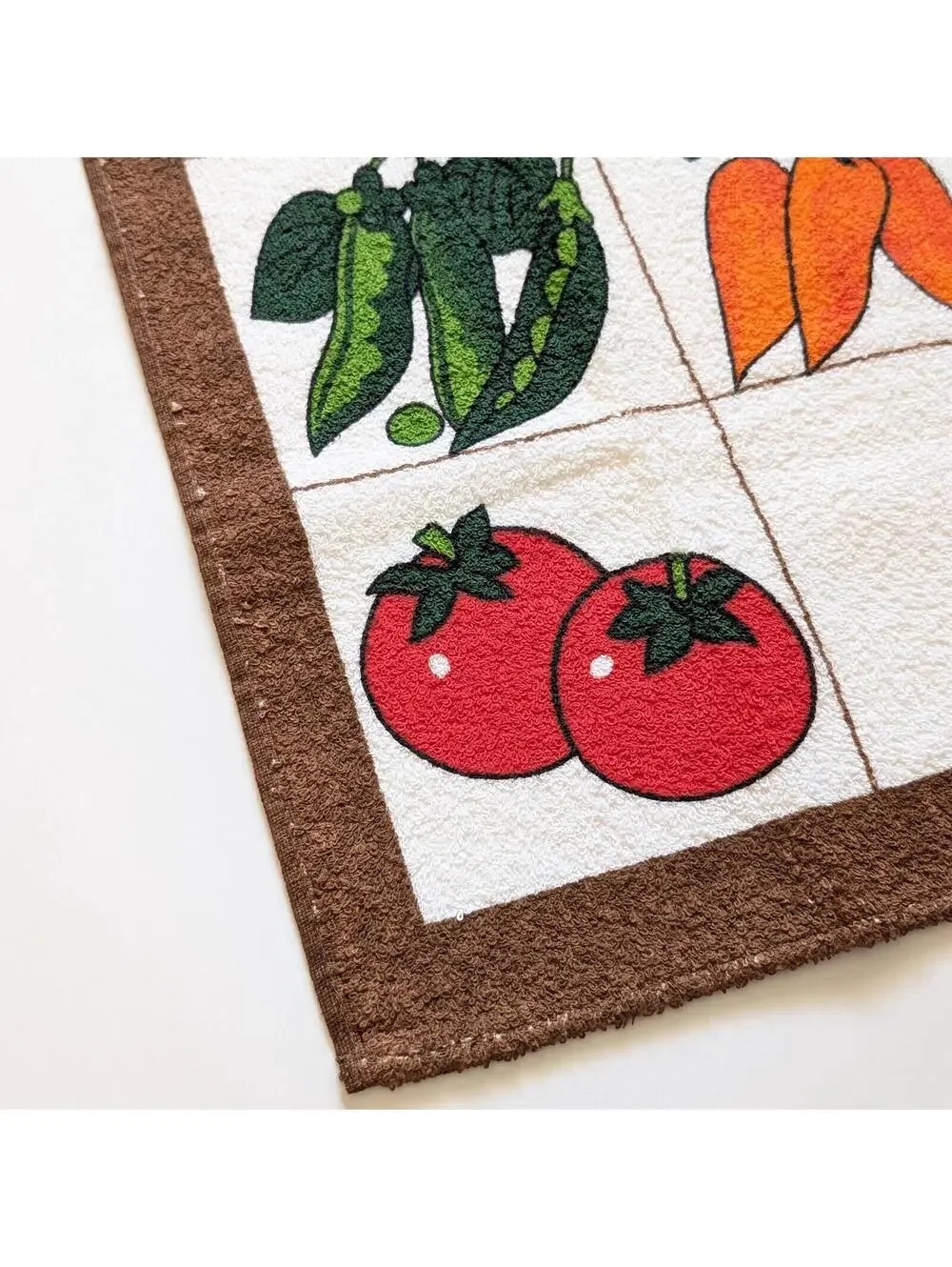 Vintage Kitchen Towel with Colorful Vegetable Design